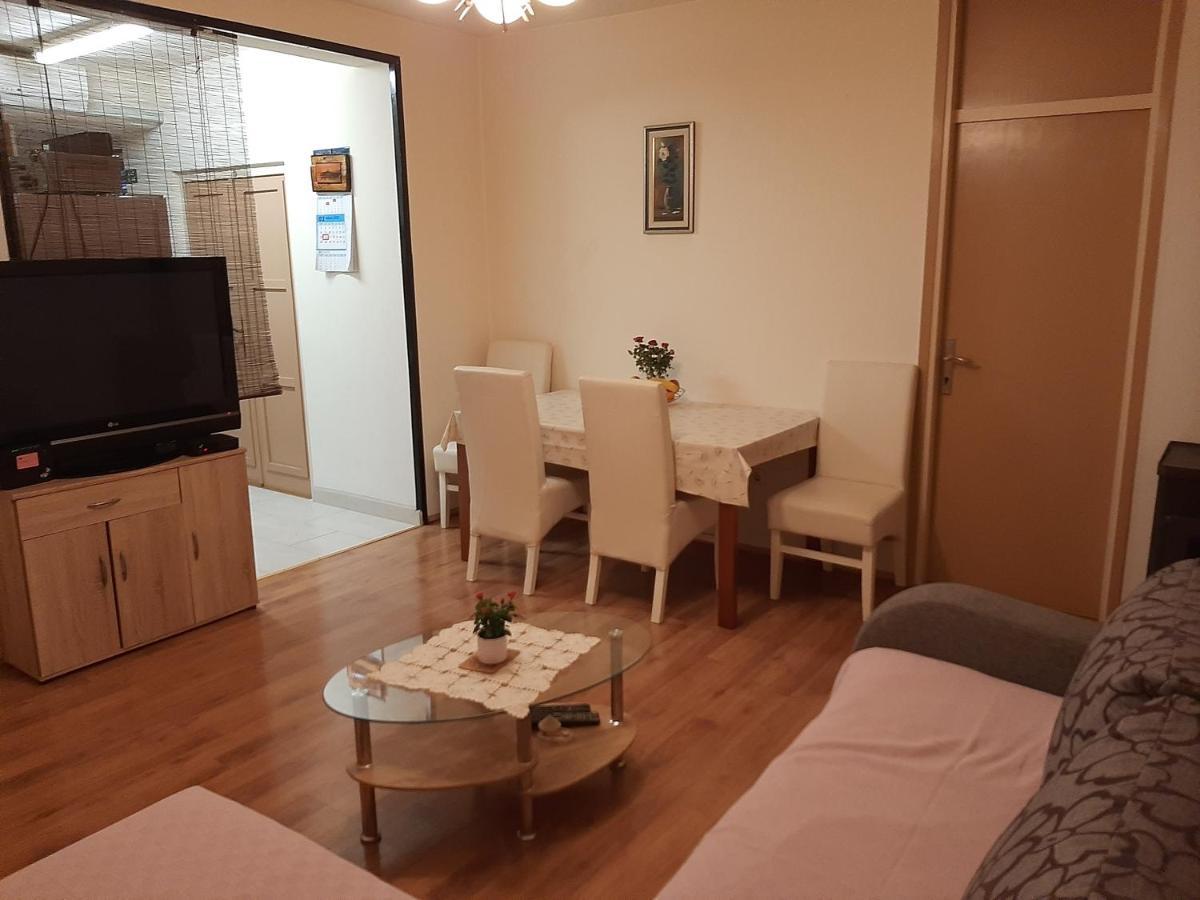 Apartment Mia Rovinj Bagian luar foto